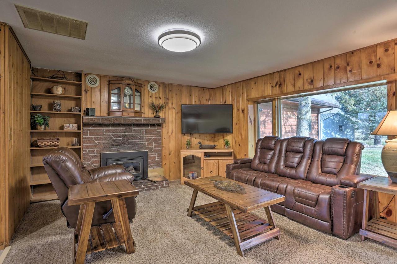 Rustic Spearfish Cabin On 12-Acre Trout Farm Екстер'єр фото