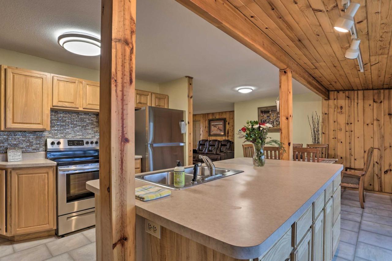 Rustic Spearfish Cabin On 12-Acre Trout Farm Екстер'єр фото