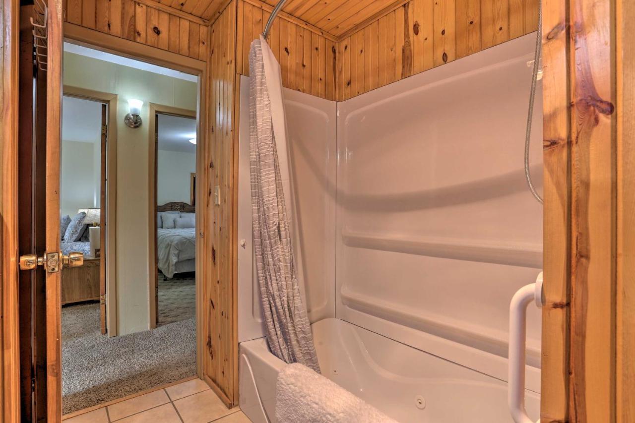 Rustic Spearfish Cabin On 12-Acre Trout Farm Екстер'єр фото